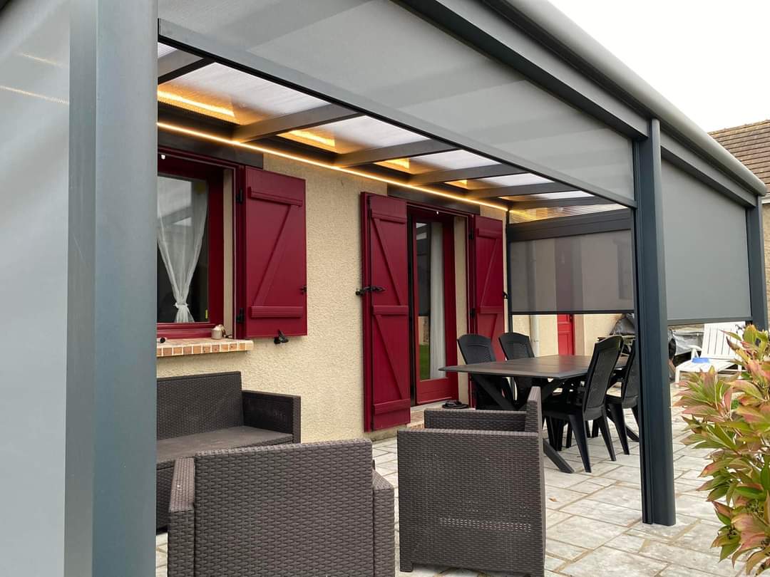 pergola avec store